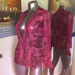 Cabi 💕 EUC sheer light weight